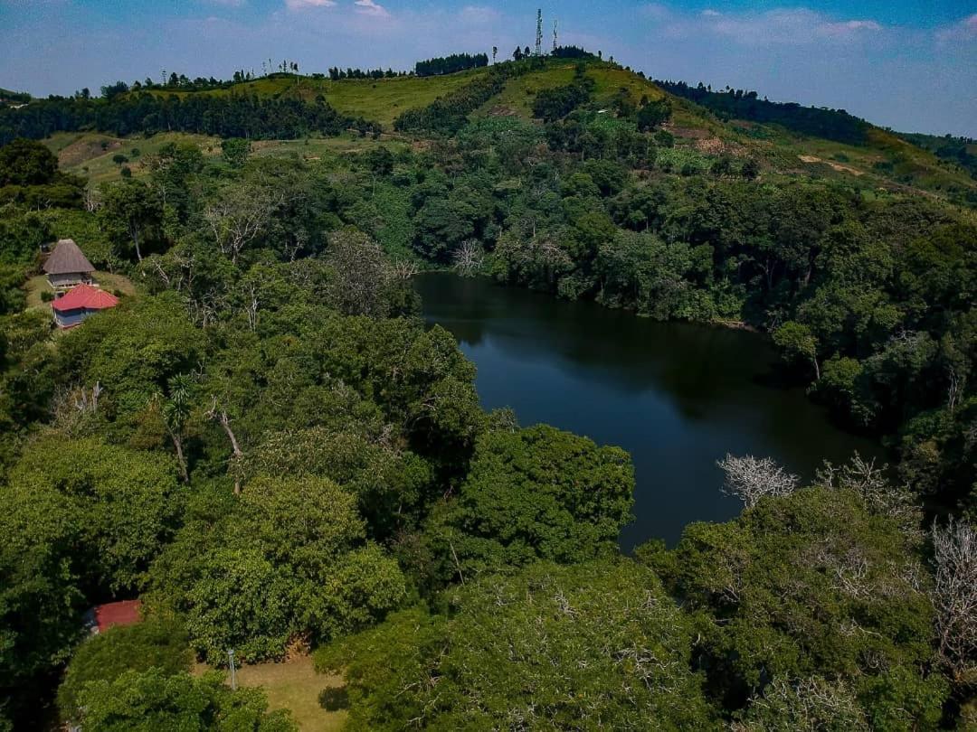 Lake Nkuruba Nature Reserve Hotel Durama Екстериор снимка