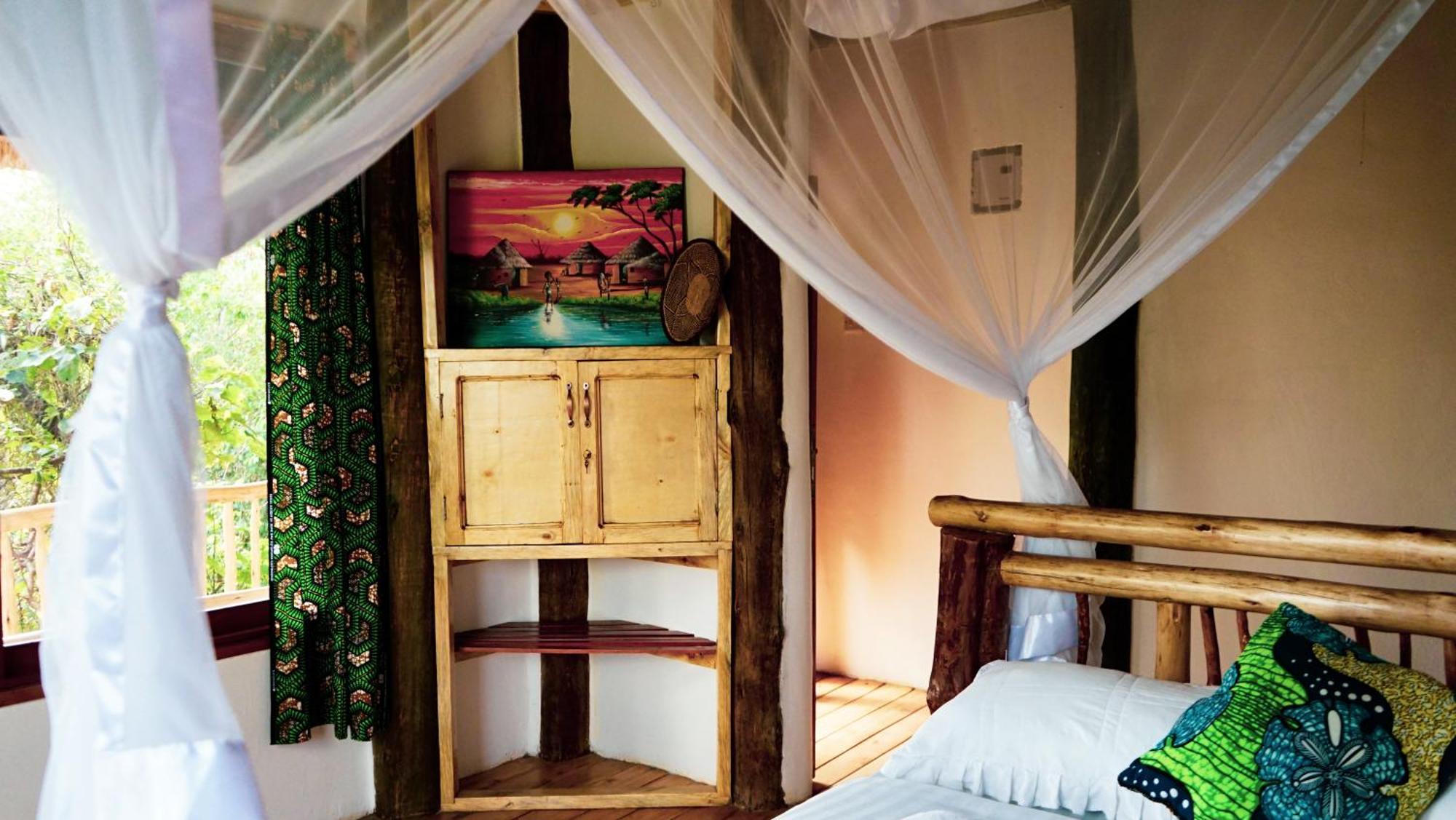 Lake Nkuruba Nature Reserve Hotel Durama Екстериор снимка